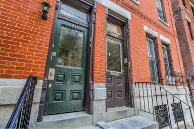 Main picture of 3940 Pine St