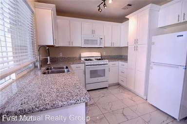 Main picture of 3900 Milford Pl