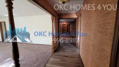 Main picture of 8000 W Lakeshore Dr