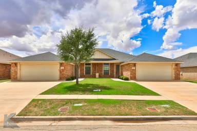 Main picture of 3834 Carrera Ln