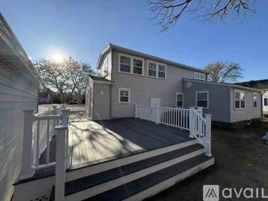Main picture of 245 Wareham Rd