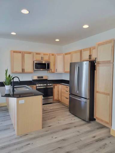 Main picture of 503 W Front St