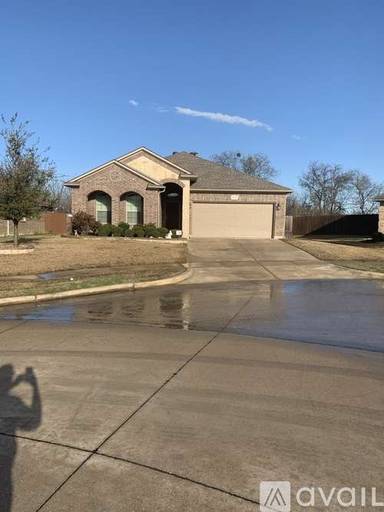 Main picture of 1421 Deer Hollow Dr