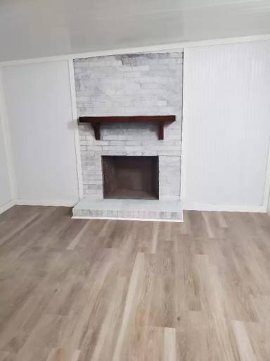 Main picture of 208 NE 464th Ave