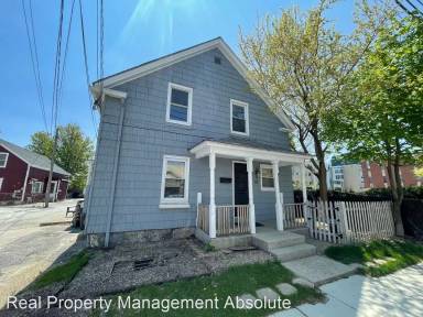 Main picture of 33 Taylor St