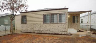 Main picture of 282 E Orange Ave