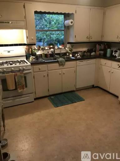 Main picture of 2131 Springhill Dr