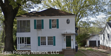 Main picture of 221 Boulevard St