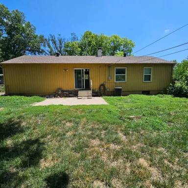 Main picture of 7406 Elm Ave