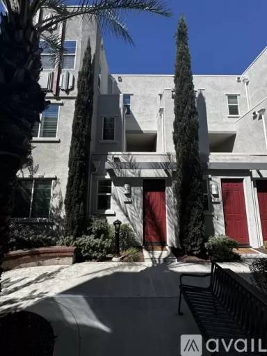 Main picture of 122 Eureka Pl