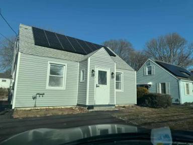 Main picture of 365 Short Beach Rd