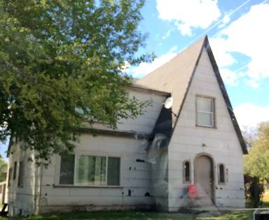 Main picture of 571 N. Oak Street - 3