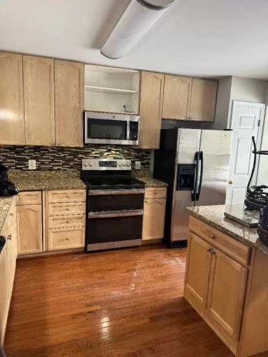 Main picture of 106 Barrows Ct