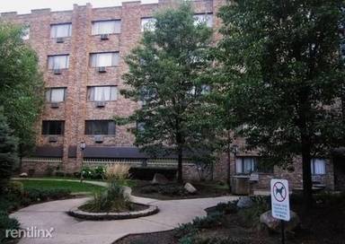 Main picture of 5306 N Cumberland Ave
