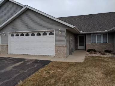Main picture of 1523 Pohl Rd