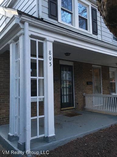 Main picture of 805 Dellwood St