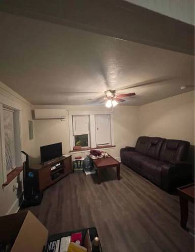 Main picture of 325 Hummel Ave