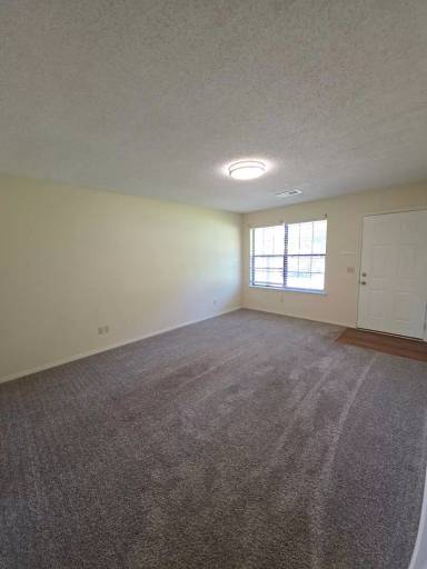 Main picture of 504 E 14th St