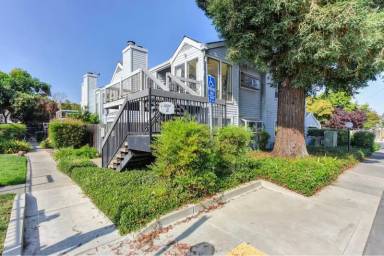Main picture of 1537 Hood Rd