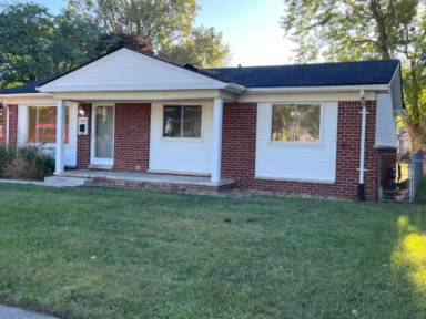 Main picture of 15605 Harriet St