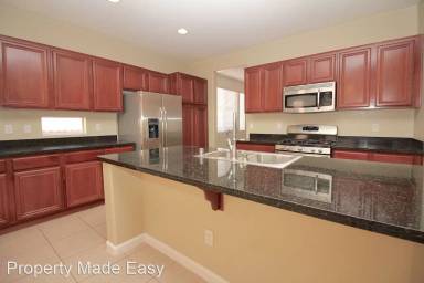 Main picture of 9419 Sandstone Walk St