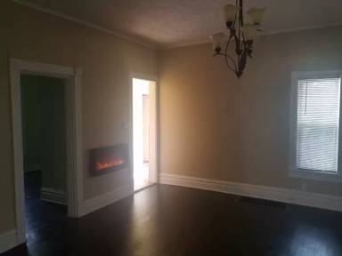 Main picture of 318 Union Ave NE