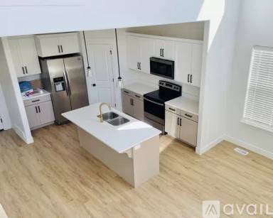 Main picture of 1335 N 3740 W