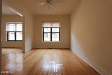 Main picture of 813 W Waveland Ave