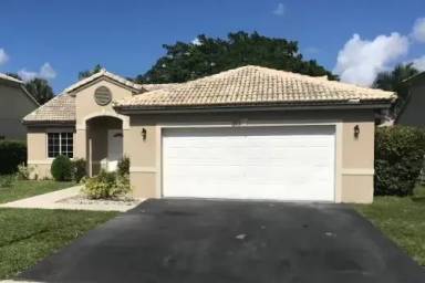 Main picture of 211 NW 187th Ave