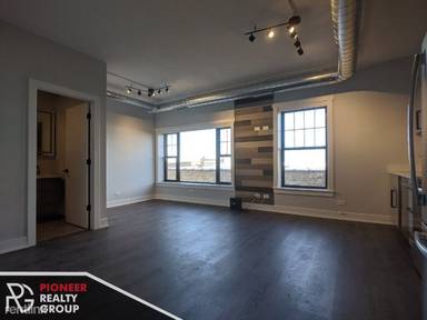 Main picture of The Lakeside Terrace