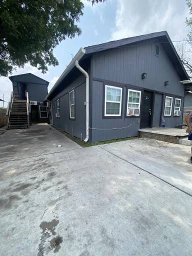 Main picture of 6724 Avenue N