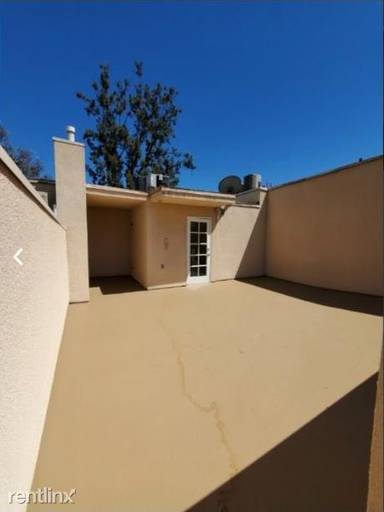 Main picture of 12003 Riverside Dr