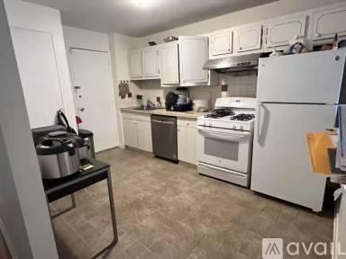 Main picture of 205 Independence Ave