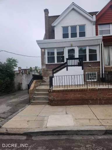 Main picture of 5734 Haddington St