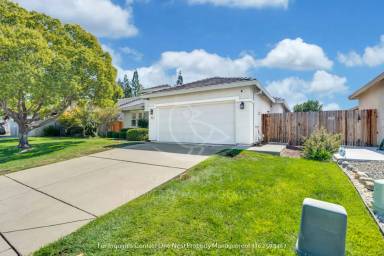 Main picture of 563 Aspen Meadows Way