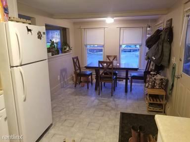 Main picture of 17 Poulin St