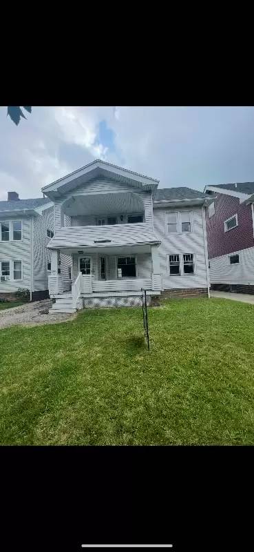 Main picture of 2027 Chesterland Ave
