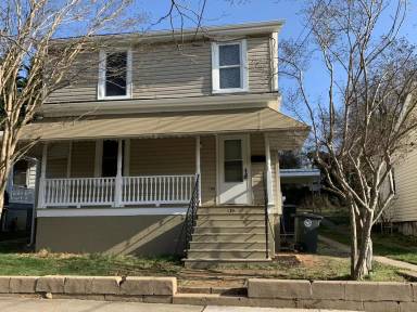 Main picture of 910 Brook St