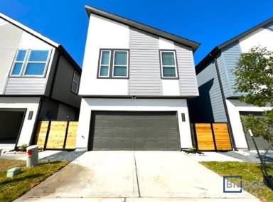 Main picture of 377 N Centro Cir