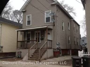 Main picture of 151 West St