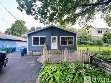 Main picture of 4651 Manchester Rd