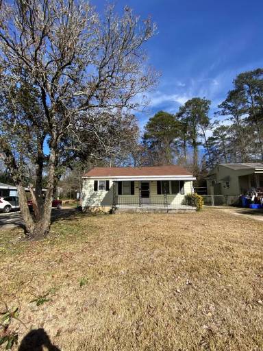 Main picture of 4233 Fort St