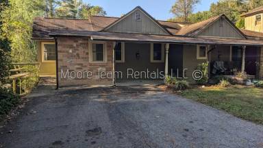 Main picture of 40 Bonclarken Ln