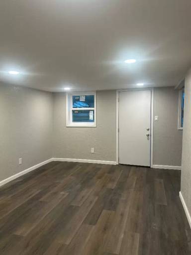 Main picture of 1111 W Beech Ave