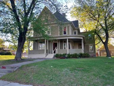 Main picture of 1524 Grandview Blvd