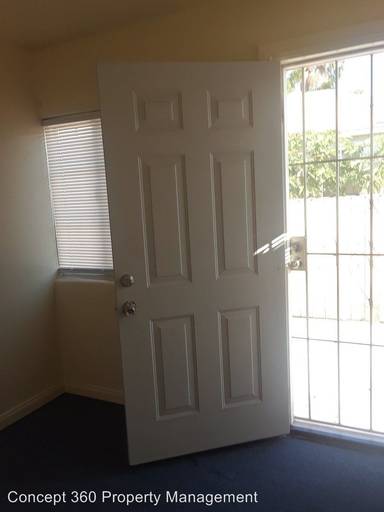 Main picture of 1670 E Market St