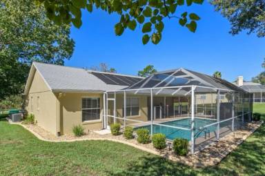 Main picture of 90 Oak Village Blvd