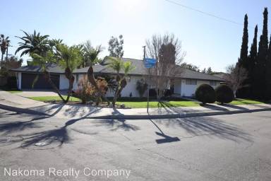 Main picture of 1240 E Madison Ave