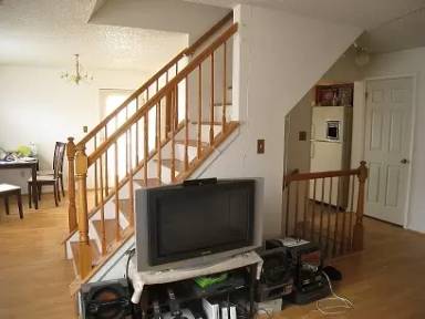 Main picture of 19 Vaughan Dr