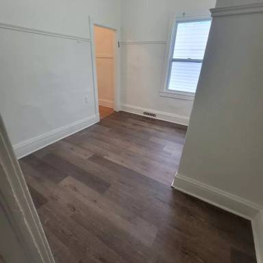 Main picture of 1612 W 17th St